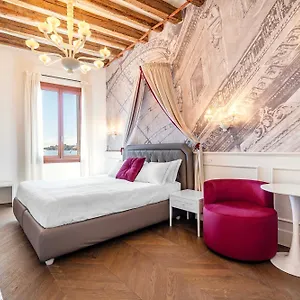 https://porta-da-mar.hotelslidodijesolo.com