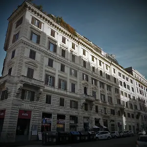https://325-rooms-ai-fori.it-romehotels.com
